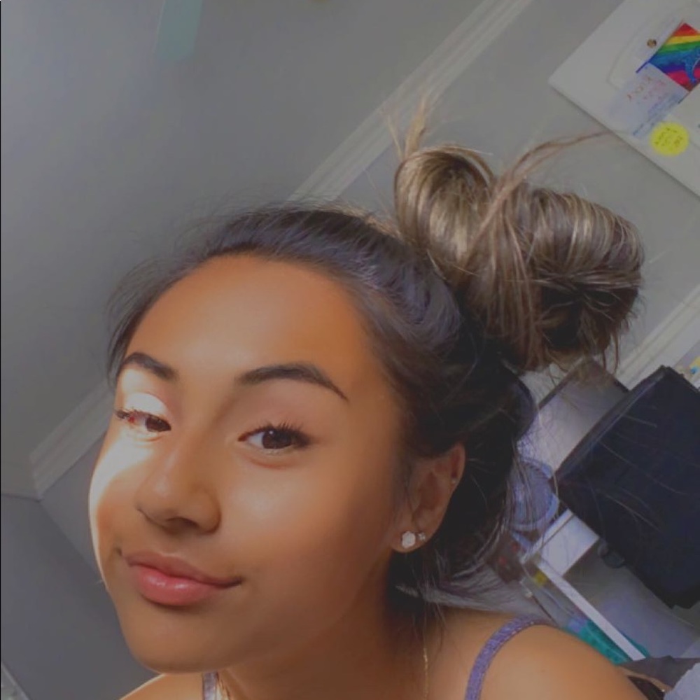 Meet your Posher, Tahlia